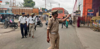 यातायात पुलिस द्वारा विशेष अभियान चलाकर हटवाया गया अतिक्रमण,