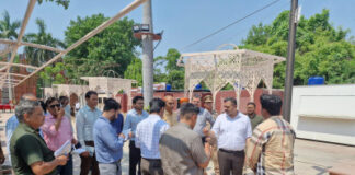 हुसैनाबाद में रूमी गेट के पास बनेगी पार्किंग, बसें व 450 वाहन खड़े हो सकेंगे