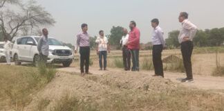 गम्भीरा पूरब में सीडीओ का निरीक्षण, पेयजल और सिंचाई व्यवस्था पर सख्त निर्देश