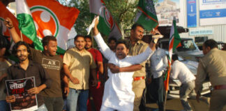 नीट पेपर लीक आंदोलन ने खोली गाज़ियाबाद कांग्रेस की अंदरूनी कलह