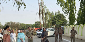 ईद-उल-अज़हा पर सुरक्षा व्यवस्था चाक-चौबंद, डीएम और एसपी ने ईदगाह का किया निरीक्षण