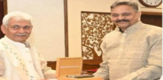 यूपी में बढ़ी मनोज सिन्हा की सक्रियता, सियासी गलियारों में हलचल तेज