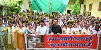 लगातार गिरते भूजल स्तर को लेकर सामाजिक कार्यकर्ताओं ने चलाया जागरूकता अभियान