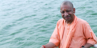 सीएम योगी ने रामगढ़ताल में की क्रूज की सवारी