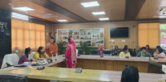 मिशन शक्ति फेज-5.0 के तहत मेधावी छात्रा बनीं एक दिन की सांकेतिक जिलाधिकारी