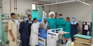पीजीआई के डॉक्टरों ने बच्चे की श्वांस से निकाला मूंगफली