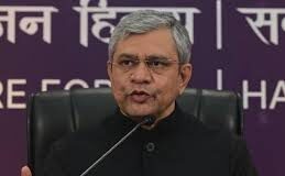केंद्रीय मंत्री वैष्णव का दावा: भारत में एआई और ड्रोन निर्माण में निवेश तलाश रहा गूगल