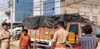 युवती की सड़क हादसे में मौत:स्कूटी से गिरने के बाद ट्रक ने कुचला, ड्राइवर गिरफ्तार