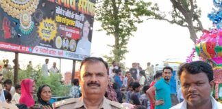 मुहर्रम पर भितेहरा चौराहे पर जनसैलाब उमड़ा:रुधौली थाना क्षेत्र में सुरक्षा व्यवस्था चाक-चौबंद रही