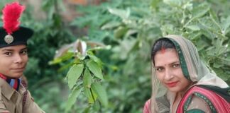 एनसीसी कैडेट्स ने विश्व पर्यावरण दिवस पर किया वृक्षारोपण:छपिया में कहा- पर्यावरण संरक्षण के लिए कम से कम एक पौधा अवश्य लगाना चाहिए