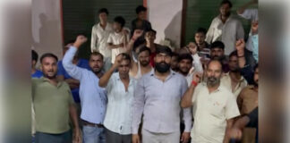 भूमाफियाओं के कब्जे से बंद हुआ मुख्य मार्ग, हजारों ग्रामीणों में भारी आक्रोश
