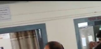 बहराइच में प्रभारी मंत्री ने विकास भवन का निरीक्षण किया:कई कर्मचारी अनुपस्थित मिले, सुधार के निर्देश दिए