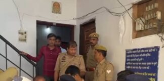 बहराइच में कोचिंग सेंटर, लाइब्रेरी की जांच:डीएम के निर्देश पर टीम ने की छापेमारी, कई जगह मिलीं खामियां