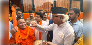 लखनऊ में पद्म विभूषण जगद्गुरु रामभद्राचार्य की 9 दिवसीय कथा का हुआ भव्य शुभारंभ