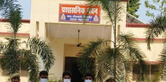 जमीन विवाद में मारपीट, तोड़फोड़ का मुकदमा दर्ज:महराजगंज में तीन आरोपी हिरासत में लिए गए
