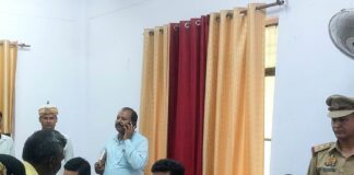 सम्पूर्ण समाधान दिवस में 5 मामले निपटे:बहराइच में DM अक्षय त्रिपाठी की अध्यक्षता में आयोजन, 66 शिकायतें आईं