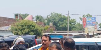 कप्तानगंज में राष्ट्रीय अधिकार मोर्चा संस्थापक का स्वागत:बरेली के पूर्व सिटी मजिस्ट्रेट ने सामाजिक एकता पर चर्चा की, शोक जताया