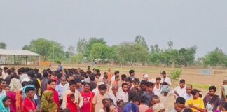 बिजली के तार से किसान की मौत:गिलौला में खेत जाते समय हुआ हादसा, दोषियों के खिलाफ कार्रवाई की मांग