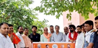 विश्व पर्यावरण दिवस पर ‘एक पेड़ मां के नाम’:बस्ती के शिव मंदिर परिसर में हुआ पौधरोपण