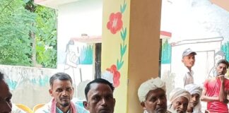 श्रावस्ती में ग्रामीणों ने खुली बैठक में बताईं समस्याएं:जगदीशपुर में नाली निर्माण की मांग, अधिकारियों ने दिया आश्वासन