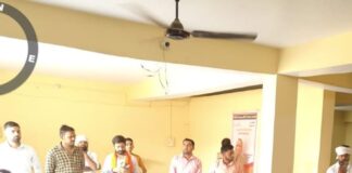 बहराइच में कौशल विकास केंद्र पर ड्रेस वितरण:विधायक प्रतिनिधि ने बांटी टोपी, उज्ज्वल भविष्य की कामना