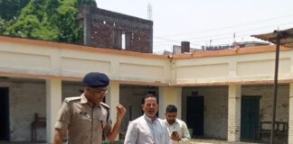 एएसपी ने पुलिस भर्ती परीक्षा केंद्रों का निरीक्षण किया:महराजगंज में निष्पक्ष और पारदर्शी परीक्षा सुनिश्चित करने के निर्देश दिए