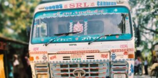 बस्ती में कुआनों पुल के पास दर्दनाक हादसा:ट्रक की टक्कर से किशोर की मौत, बाजार से लौटते वक्त टूटा परिवार का सपना