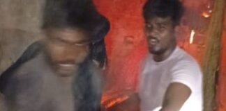 गैस सिलेंडर में आग से विधवा का घर राख:बस्ती के कप्तानगंज में हादसा, ग्रामीणों ने मिट्टी से बुझाई लपटें
