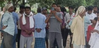 आम के पेड़ से लटकता मिला शव:मदनपुरा में पुलिस ने जांच शुरू की