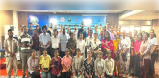 जम्मू में योग फॉर मेंटल वेलबीइंग’ कार्यक्रम पर विद्यार्थियों और शिक्षकों को कराया योग