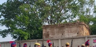 महुआ डाबर में ‘शौर्य दिवस’ पर शहीदों को सलामी:1857 के क्रांतिवीरों को श्रद्धांजलि, विरासत बचाने का संकल्प