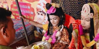 नयकापार महायज्ञ में भगवान राम का जन्मोत्सव:महंत गिरजेश दास के सोहर पर झूमे श्रोता, वृंदावन की रासलीला भी हुई