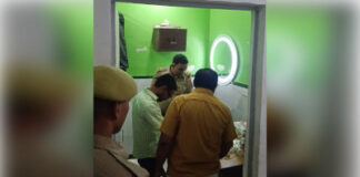 अस्पताल परिसर में कर्मचारी की संदिग्ध मौत से मचा हड़कंप, जांच में जुटी पुलिस