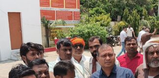 हरदोई में बुद्ध प्रतिमा की स्थापना को लेकर विवाद:भारत मुक्ति मोर्चा ने ज्ञापन सौंप उच्चस्तरीय जांच की मांग की