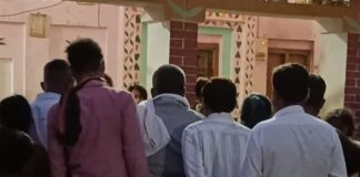 सिद्धार्थनगर की घोरही नदी में दो बच्चे डूबे:एक की मौत, दूसरे की हालत नाजुक; बेहोशी की हालत में नदी से बाहर निकाले गए दोस्त
