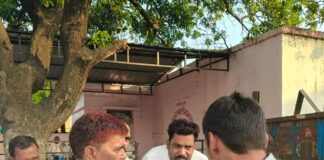 बहराइच के स्टेशन बाजार में असलहा-लाठी से मकान पर हमला:कब्जे का प्रयास; पुलिस ने पारिवारिक बंटवारे का मामला बताया
