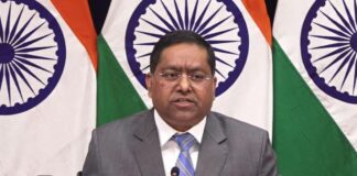 ‘अपने गिरेबान में झांको’, कराची हमले पर भारत ने पाक को खूब सुनाया