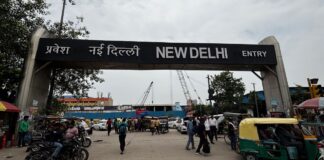 पहाड़गंज का पहाड़ सा जाम सिस्टम नाकाम, MCD की कार्रवाई पर उठे सवाल