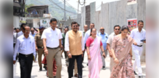 टिहरी गढ़वाल में मुख्य सचिव ने बजरंग सेतु और हिलान्स हिमालयन भोजनालय का निरीक्षण किया