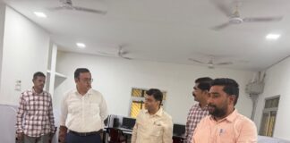 नीति आयोग के सहयोग से बहराइच पुस्तकालय डिजिटल हुआ:केंद्रीय प्रभारी अधिकारी ने अपग्रेडेशन कार्य का निरीक्षण किया