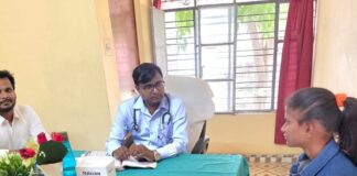 छावनी पीएचसी में आरोग्य मेले का आयोजन:आयुष चिकित्सक ने 21 मरीजों की जांच की, रास्ते की समस्या भी सामने आई