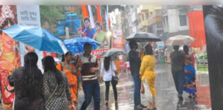 गहरे निम्न दबाव के कारण दक्षिण बंगाल में मूसलाधार बारिश, कोलकाता के कई इलाके जलमग्न