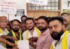 बस्ती में बिजली विभाग के खिलाफ व्यापारियों का प्रदर्शन:सीएम को चार सूत्रीय ज्ञापन सौंपकर राहत की मांग