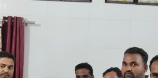 भाजपा जिलाध्यक्ष पर फेसबुक पर अभद्र टिप्पणी:मुंडेरवा मंडल के कार्यकर्ताओं ने पुलिस को सौंपा ज्ञापन, कार्रवाई की मांग