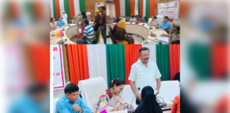 राज्य महिला आयोग की सदस्या अंजू प्रजापति ने सुनीं पीड़ित महिलाओं की फरियाद