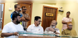 कोलकाता की देशप्रिय पार्क दुर्गोत्सव समिति का आरोप, बार-बार नोटिस देकर किया जा रहा परेशान