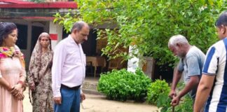बहराइच के मेहरबान नगर विद्यालय में वृक्षारोपण:छात्र-छात्राओं और ग्रामीणों ने दिया हरियाली बढ़ाने का संदेश