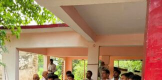 मंदिर सौंदर्यीकरण में बाधा डालने वालों पर होगी कार्रवाई:कप्तानगंज नगर पंचायत अध्यक्ष ने निरीक्षण कर दी चेतावनी