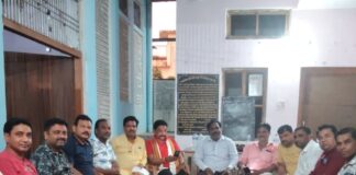 बस्ती में कायस्थ सेवा ट्रस्ट करेगा संगठन का विस्तार:सावन में सामूहिक रुद्राभिषेक कराने को चर्चा, वन महोत्सव में पौधरोपण का ऐलान