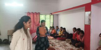 जिलाधिकारी ने कस्तूरबा गांधी आवासीय बालिका विद्यालय हरिहरपुररानी का आकस्मिक निरीक्षण कर लिया जायजा